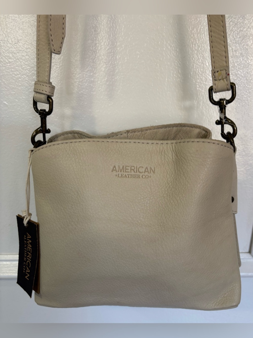 American Leather Co Genuine Leather Crossbody Bag Cream NWT